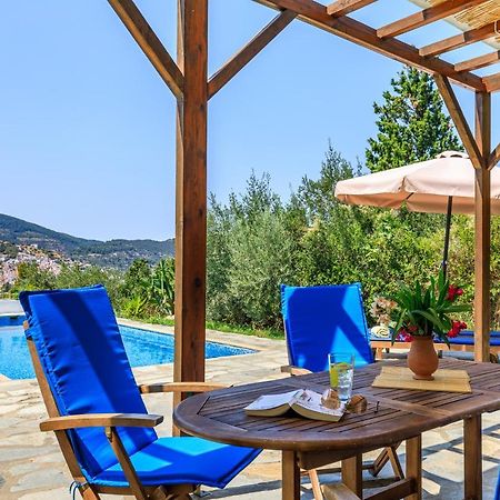 Villa Rodia With Swimming Pool On Skopelos Island Dış mekan fotoğraf