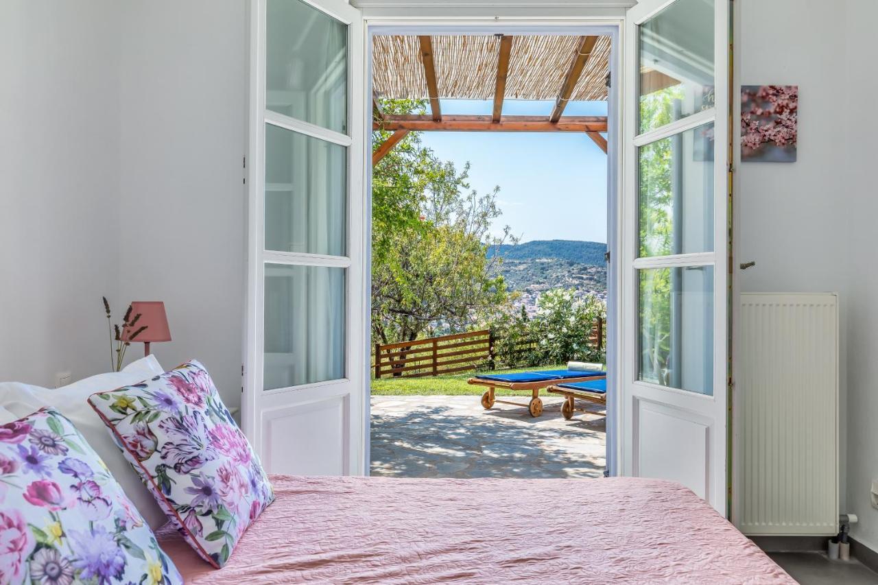 Villa Rodia With Swimming Pool On Skopelos Island Dış mekan fotoğraf